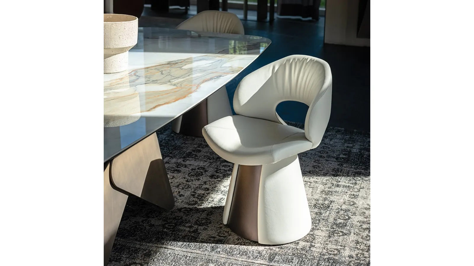 Dafne Chair by Cattelan Italia