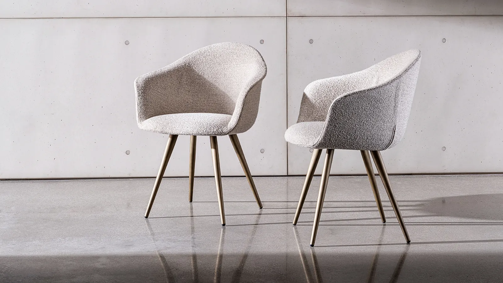 Sovet Upholstered Fabric Dama Chair