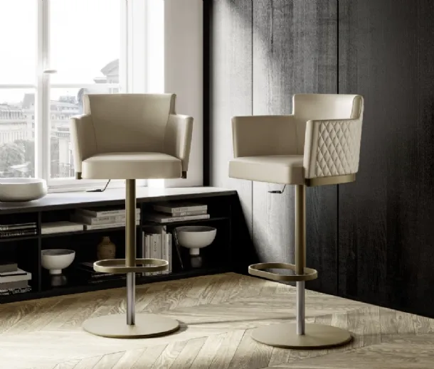 Ely Diamond Stool by Eforma