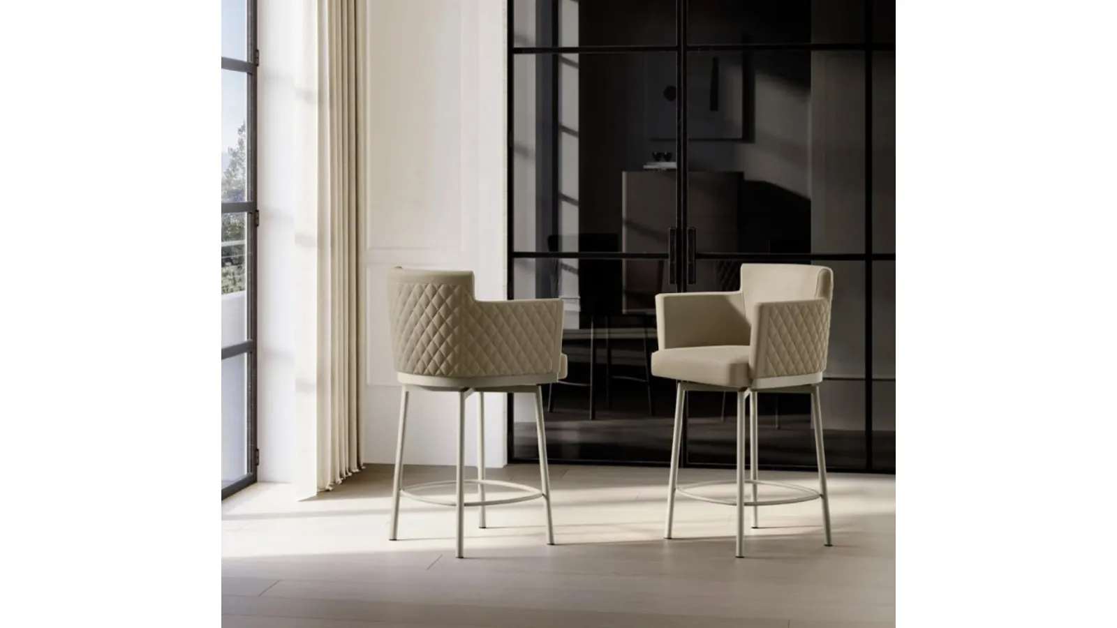 Ely Diamond Stool by Eforma