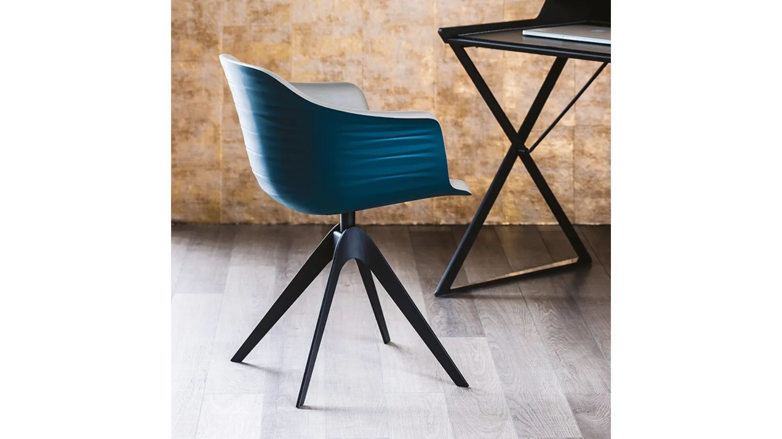 Indy soft polyurethane chair by Cattelan Italia