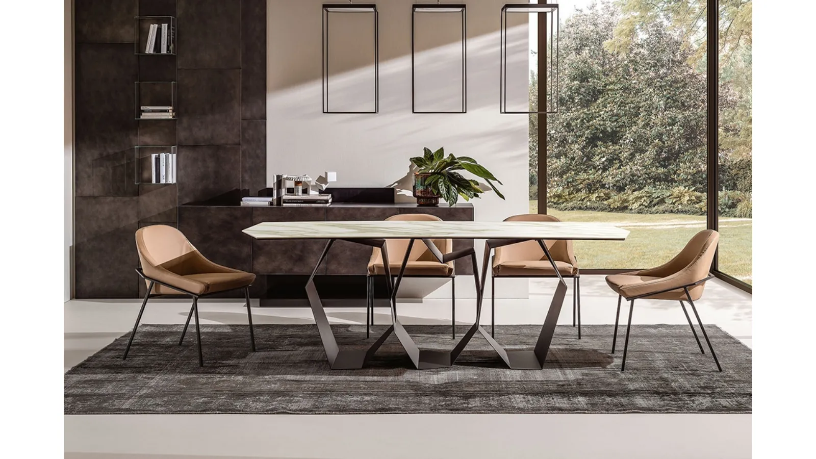Izoard leather chair by Ronda Design
