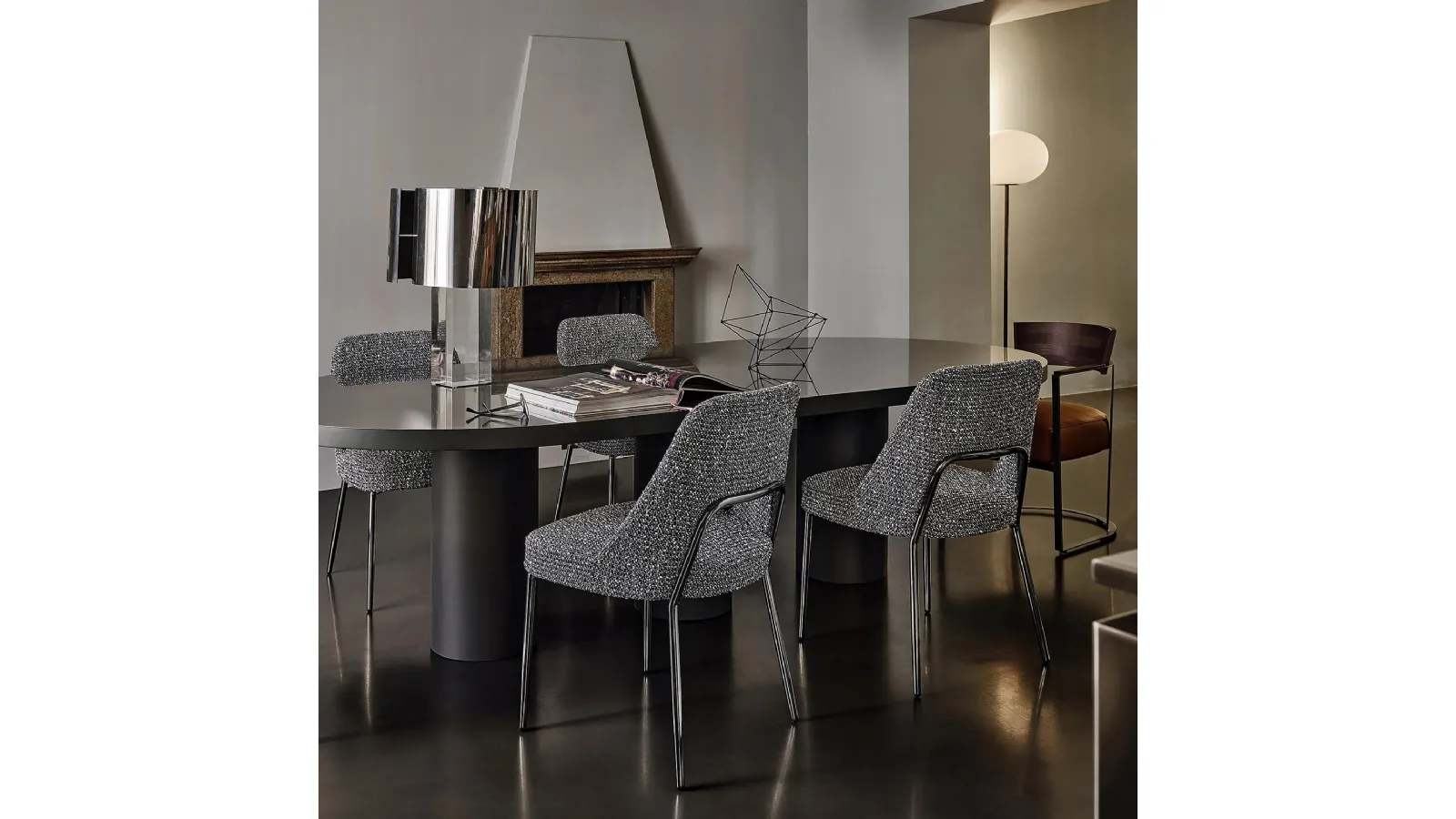 Joyce Chair in upholstered fabric and metal by Flexform