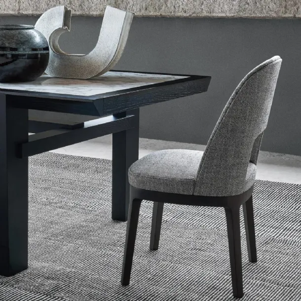 Judit Chair in upholstered fabric by Flexform