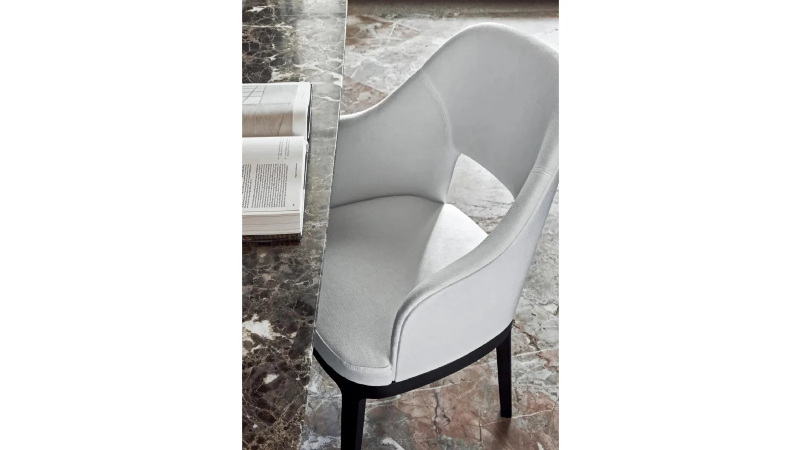 Judit Chair in upholstered fabric by Flexform
