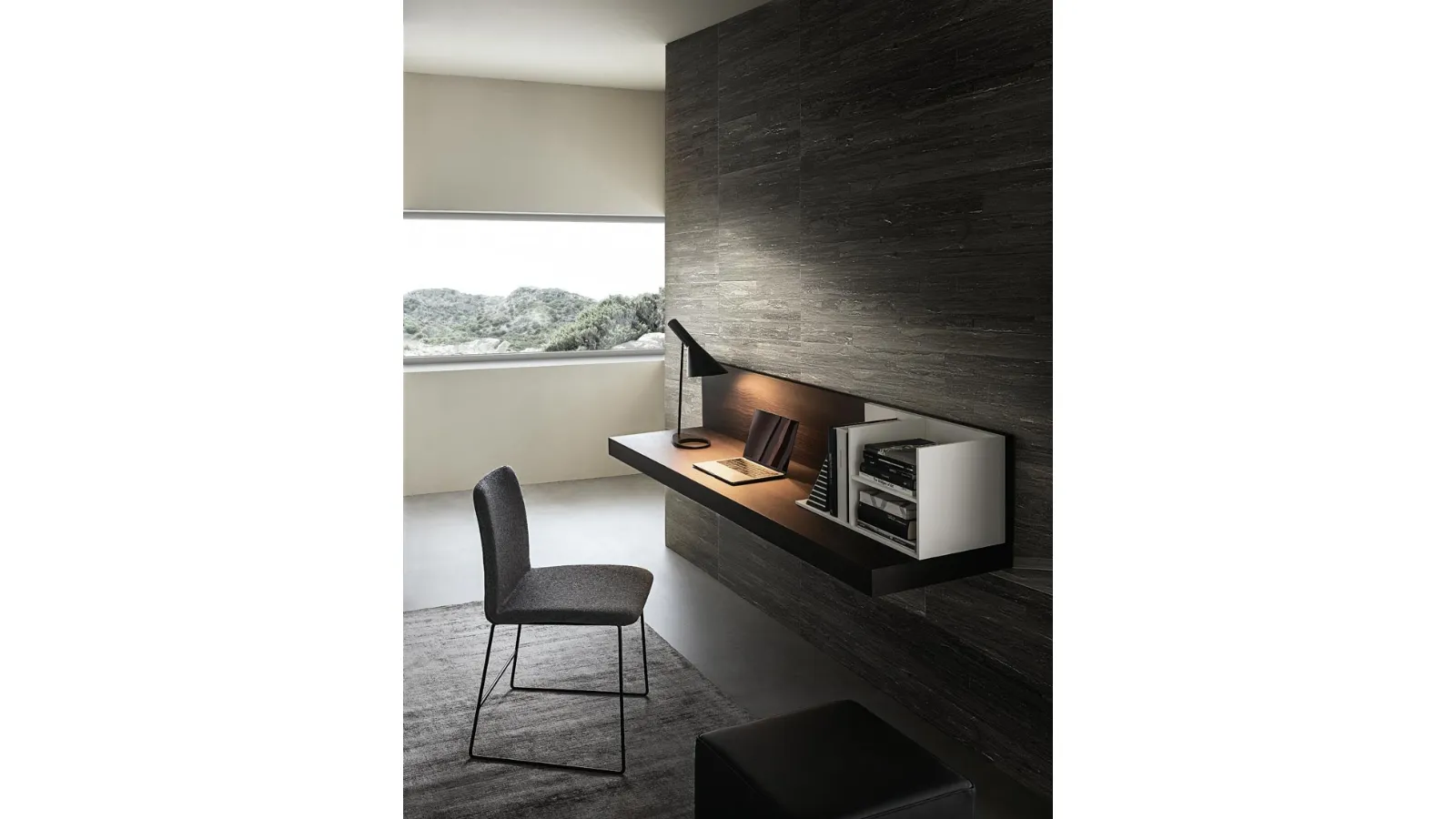 Kell Chair by Giellesse