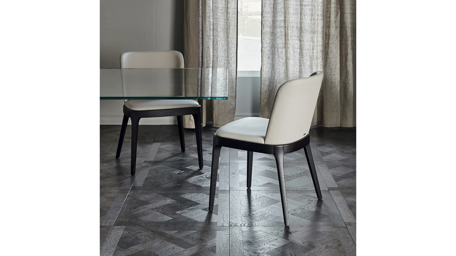 Magda armless leather chair by Cattelan Italia