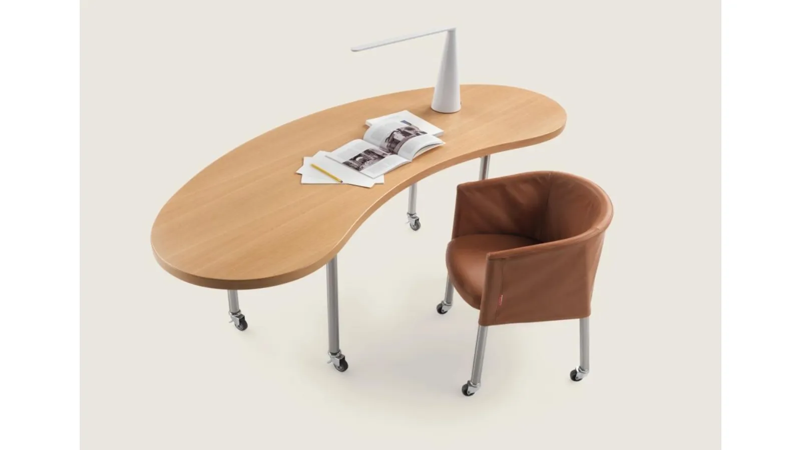 Mixer Chair in leather by Flexform