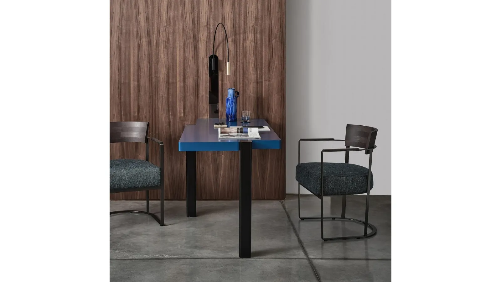 Morgan chair in wood and metal with fabric seat by Flexform