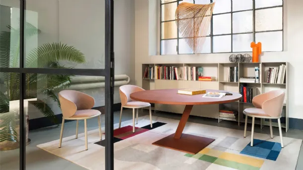 Mun fabric chair by Desalto