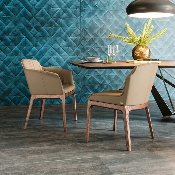 Musa leather chair with wooden base by Cattelan Italia
