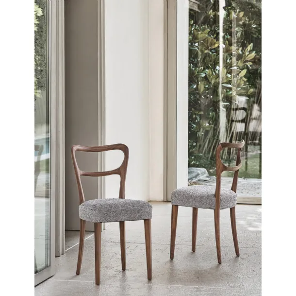 Classic Noemi chair in Porada canaletto walnut