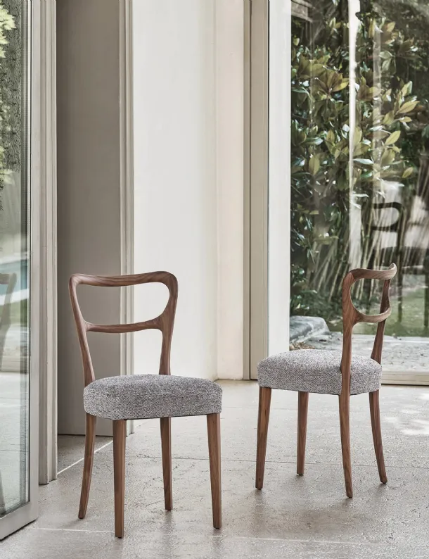 Classic Noemi chair in Porada canaletto walnut