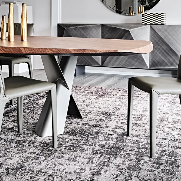 Penelope chair fully upholstered in leather by Cattelan Italia