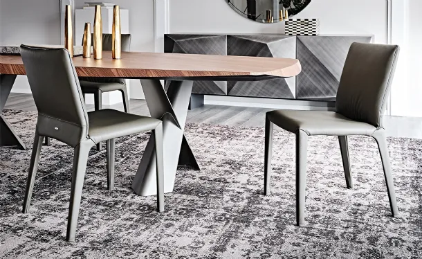 Penelope chair fully upholstered in leather by Cattelan Italia