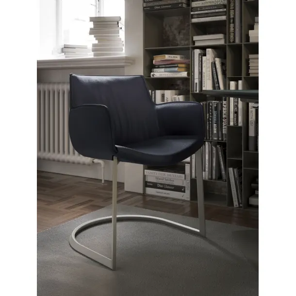 Rhonda Cantilever Chair by Cattelan Italia