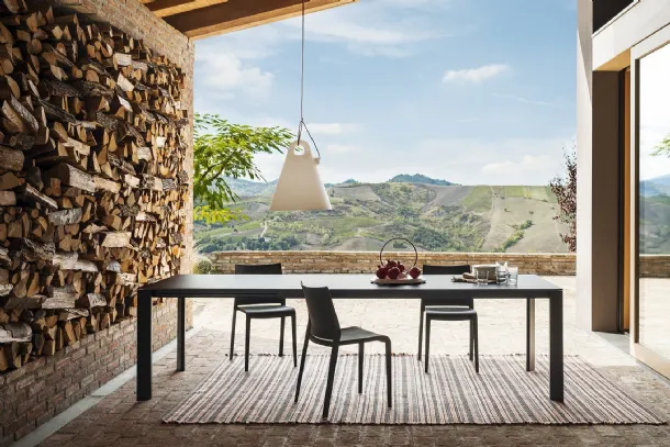 Stackable polypropylene polypropylene chair suitable for outdoor use Riga by Desalto