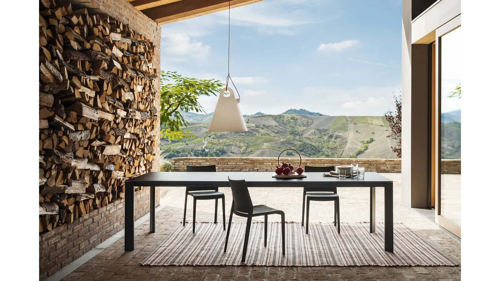 Stackable polypropylene polypropylene chair suitable for outdoor use Riga by Desalto