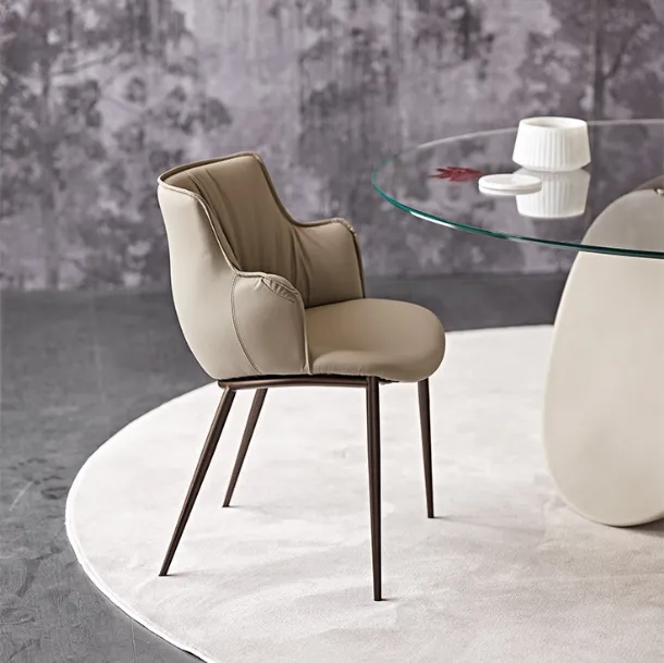 Rihanna ML upholstered leather armchair by Cattelan Italia