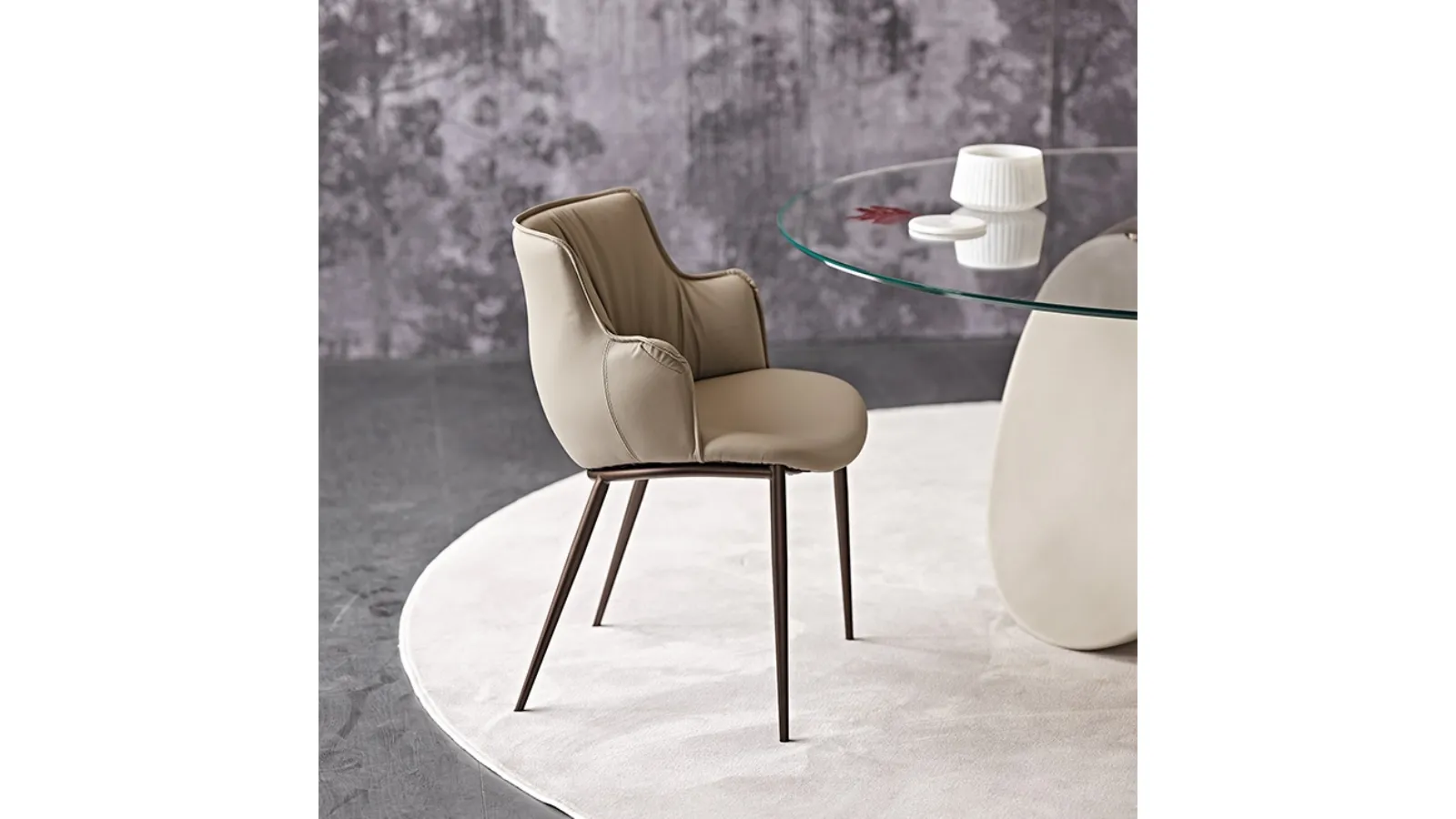 Rihanna ML upholstered leather armchair by Cattelan Italia