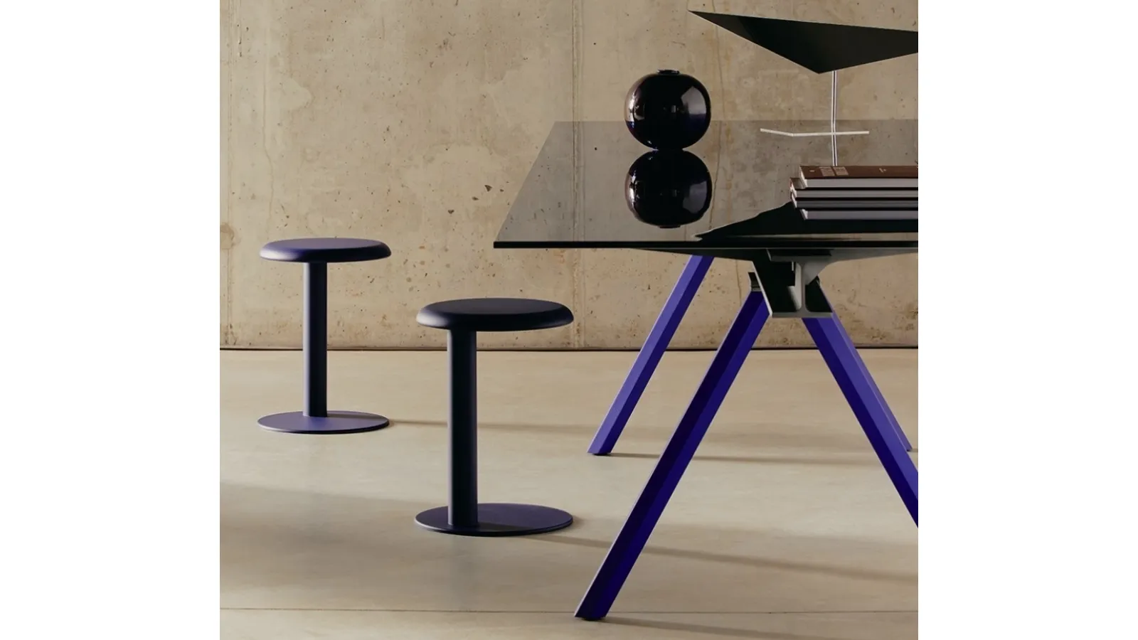 Strong stool in lacquered metal by Desalto