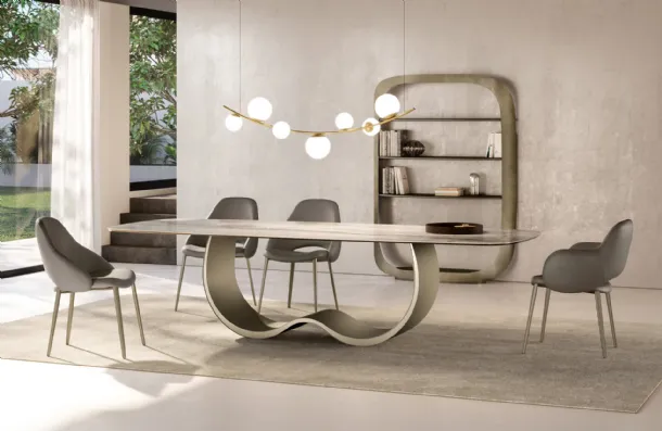 Silhouette Leather Chair by Eforma
