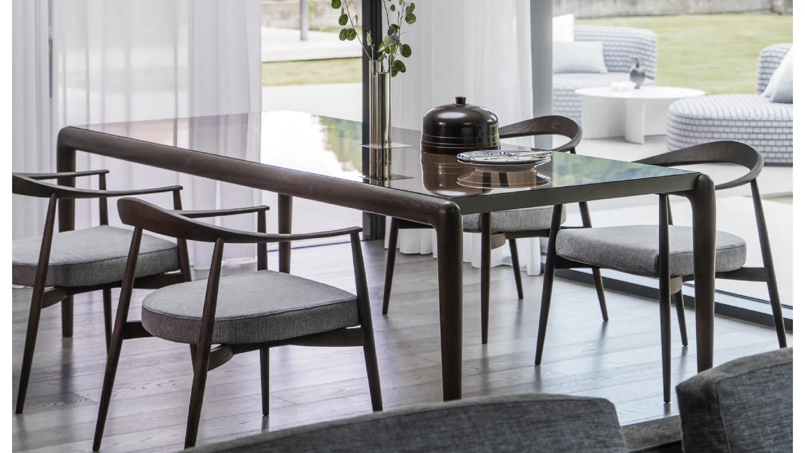 Tekton wooden chair by Natevo