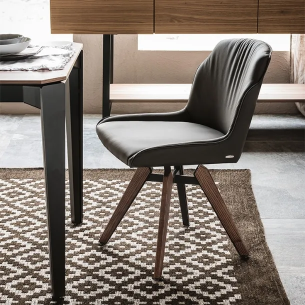 Tyler leather chair with wooden legs by Cattelan Italia