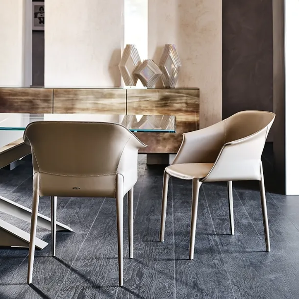 Zuleika leather armchair by Cattelan Italia