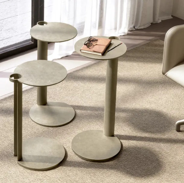 Aldo side table in lacquered wood by Eforma