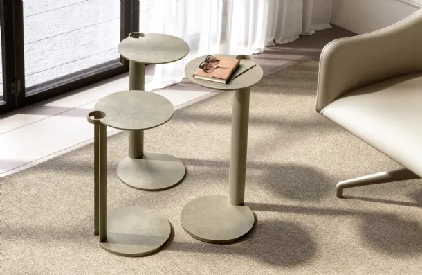 Aldo side table in lacquered wood by Eforma