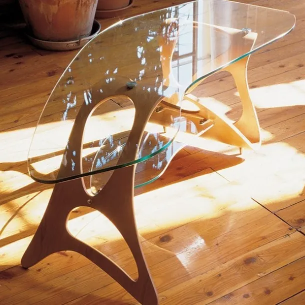 Design coffee table in crystal and Arabesco CM oak by Zanotta