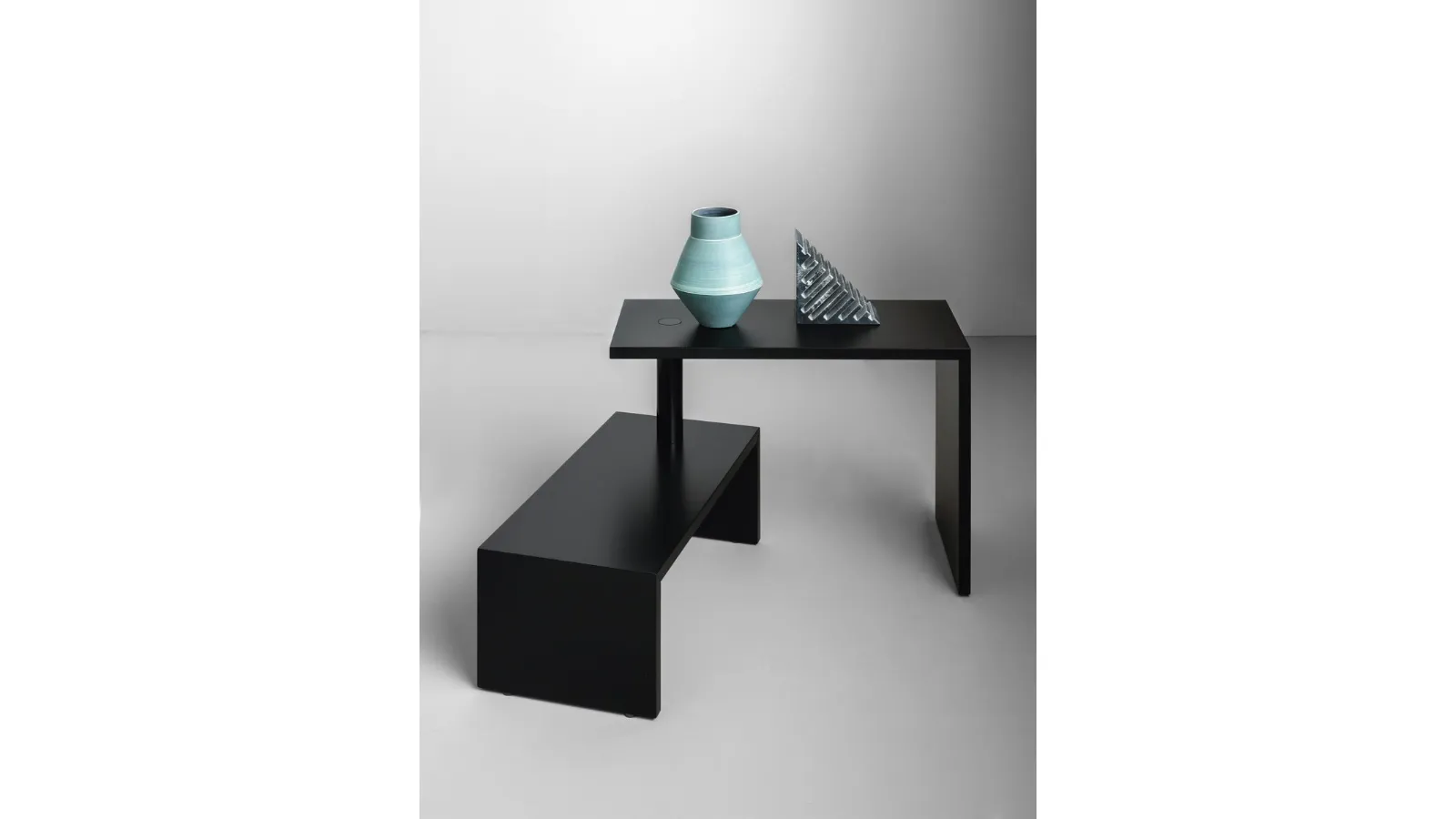 Double-height side table with rotating shelves Basello by Zanotta