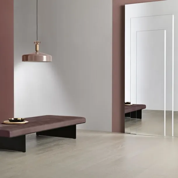 Mirror composed of three overlapping Dooors glass panels by Tonelli