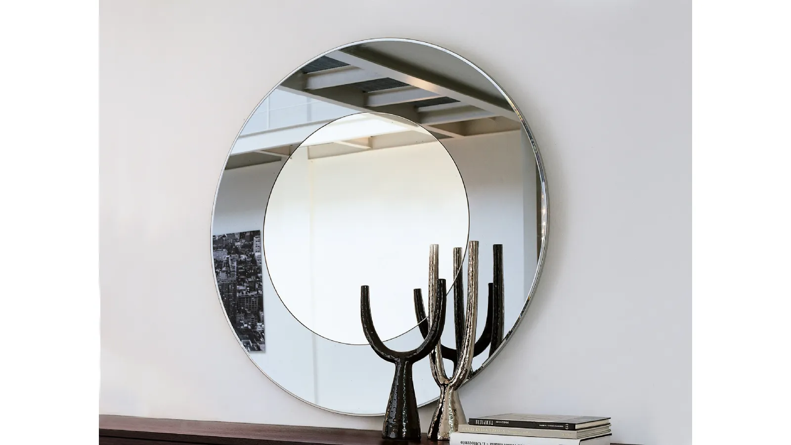 Four Seasons round mirror by Porada