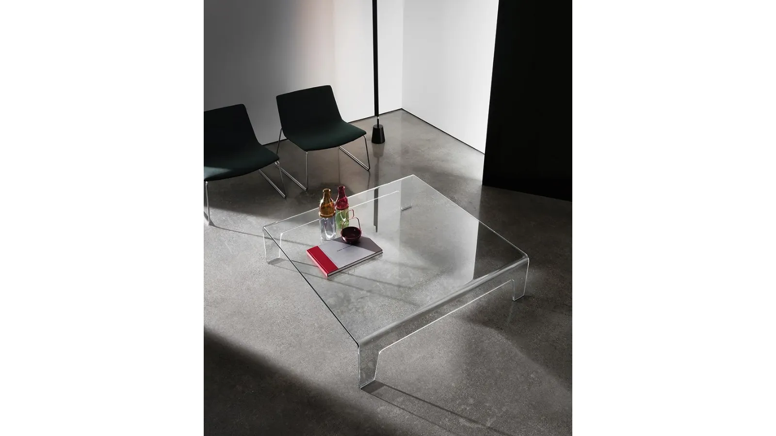 Square Frog side table in transparent curved glass by Sovet