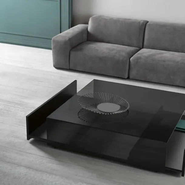 Glass coffee table with internal wooden drawers in Gotham drawers by Tonelli