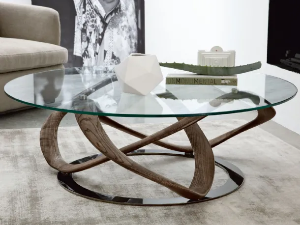 Glass coffee table with solid wood Infinity base by Porada