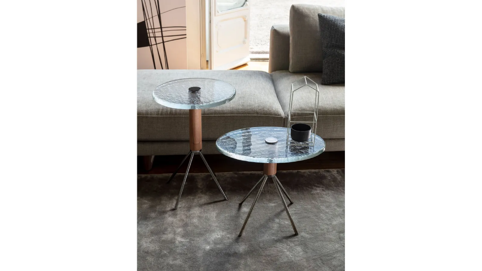 Jelly round coffee table in fused glass by Porada