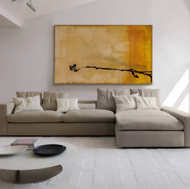 Coffee table with circular lacquered glass top and Kara metal base by Desirèe
