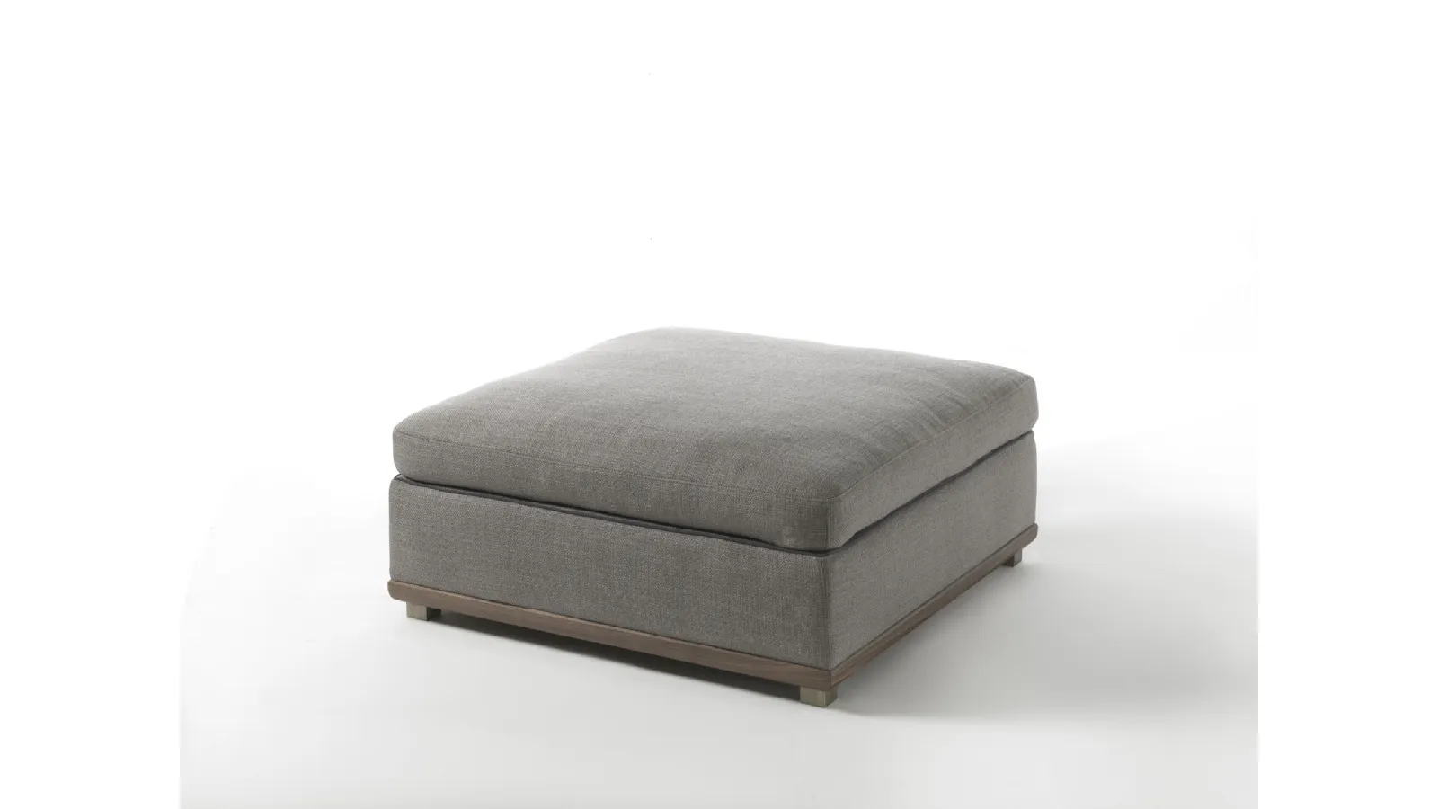 Kirk Pouf by Porada
