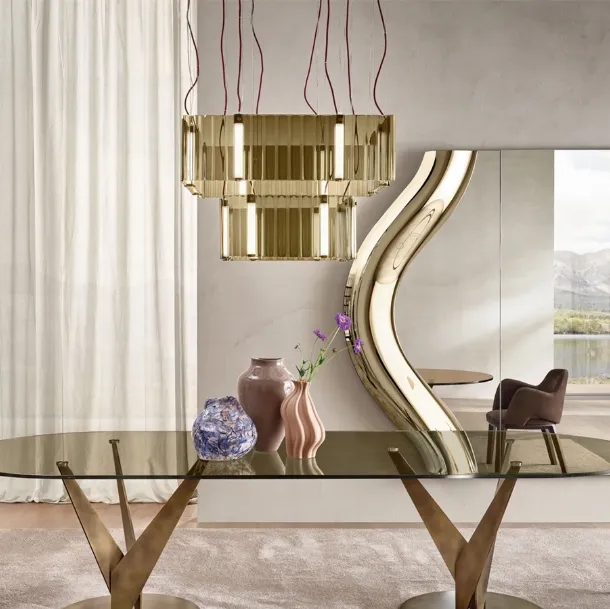 Magnificent Mirror with a curved glass frame by Fiam
