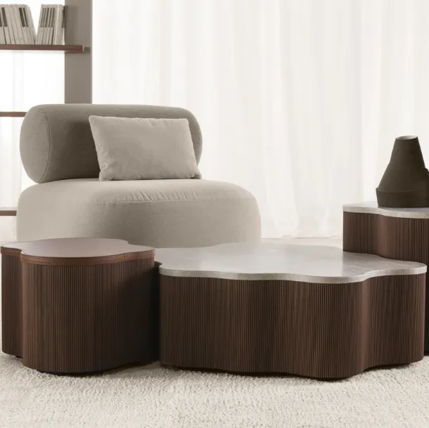 Mira coffee table with marble or leather top by Vibieffe