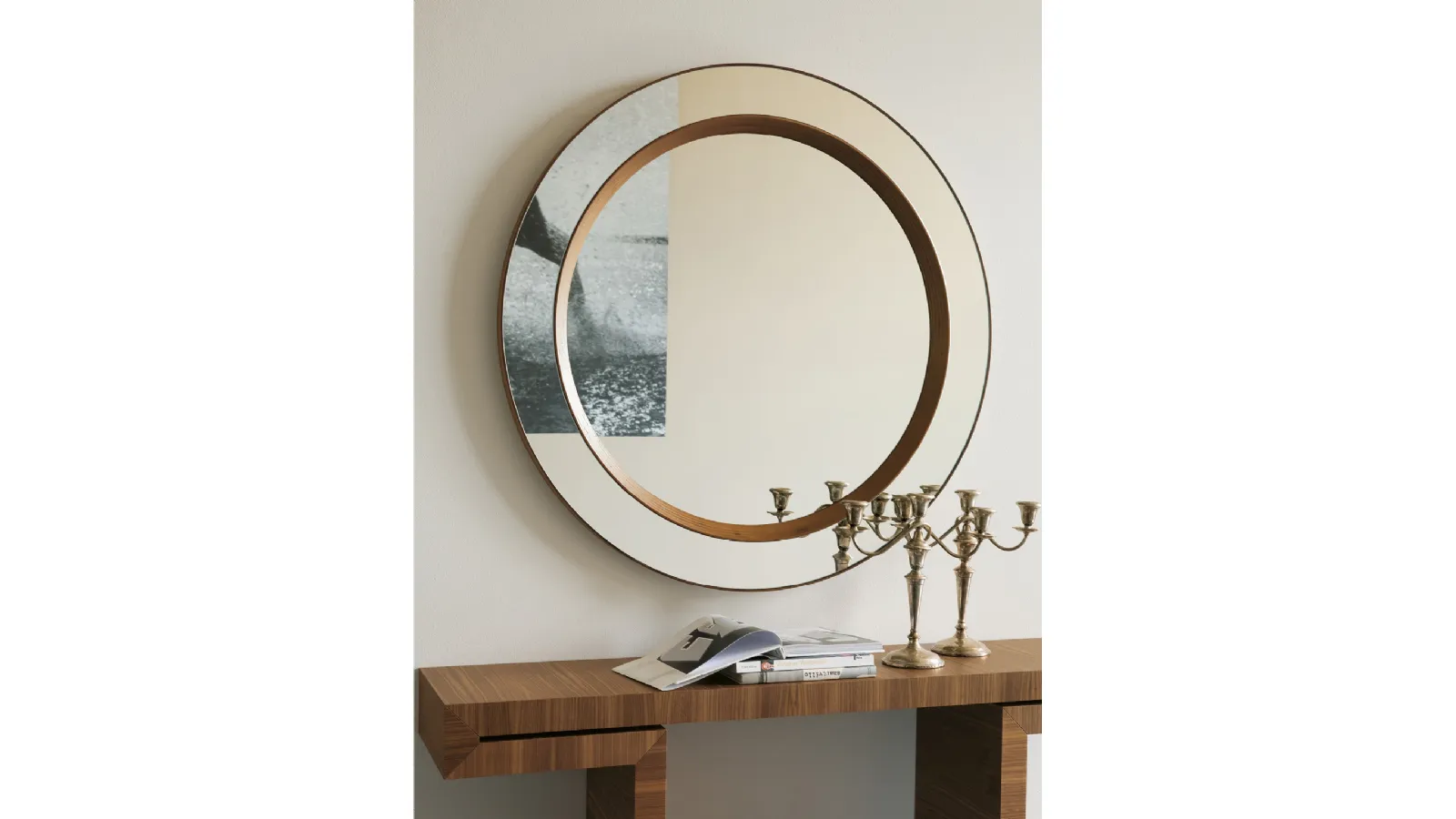 Miss Tondo Mirror with Porada wooden frame