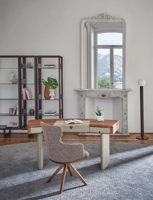 Moty desk in walnut and leather by Porada