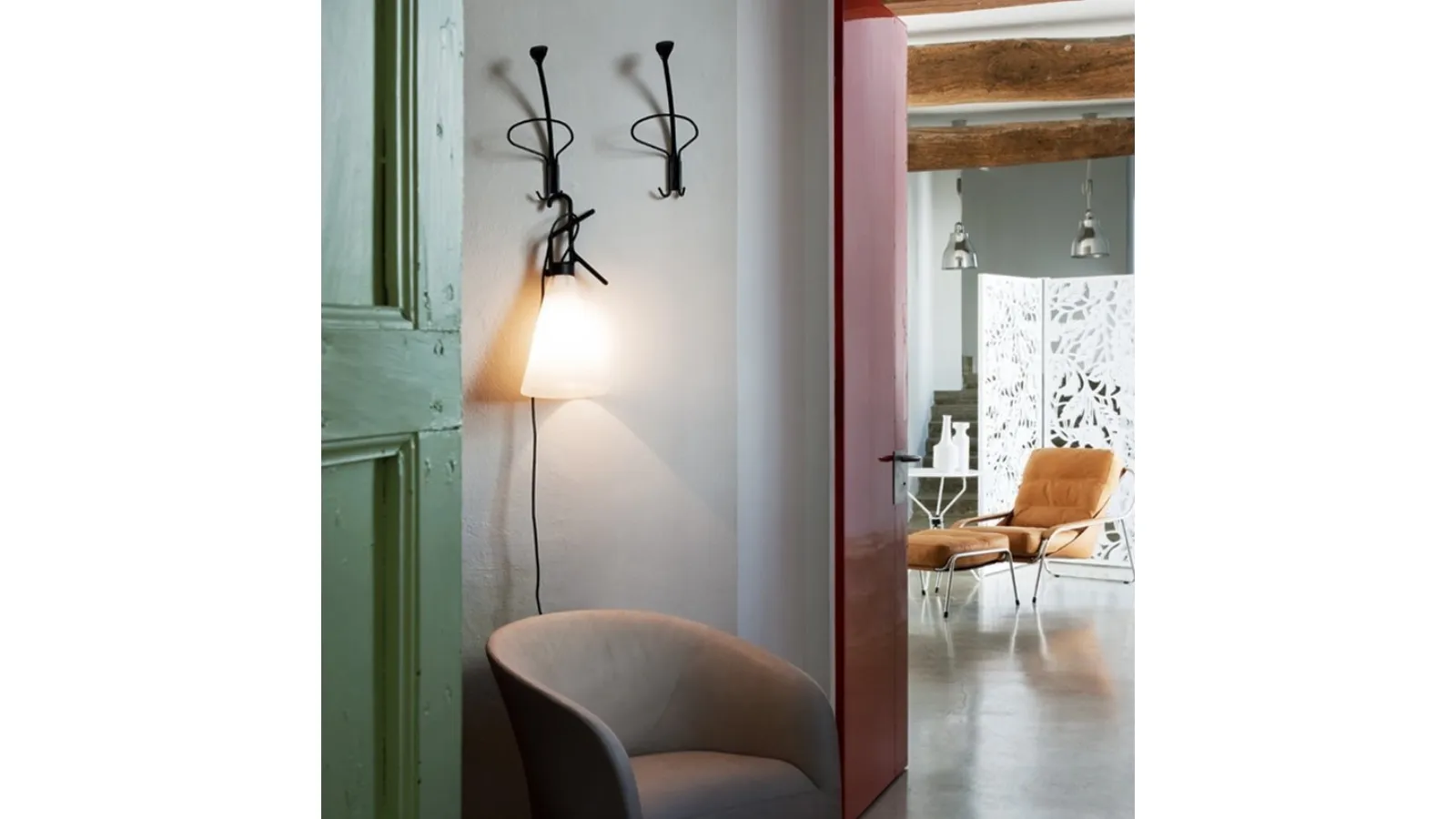 Scratch-resistant painted steel wall-mounted coat rack Museo by Zanotta