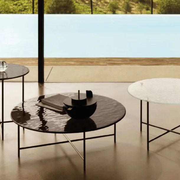Nemu round side table by Desirèe