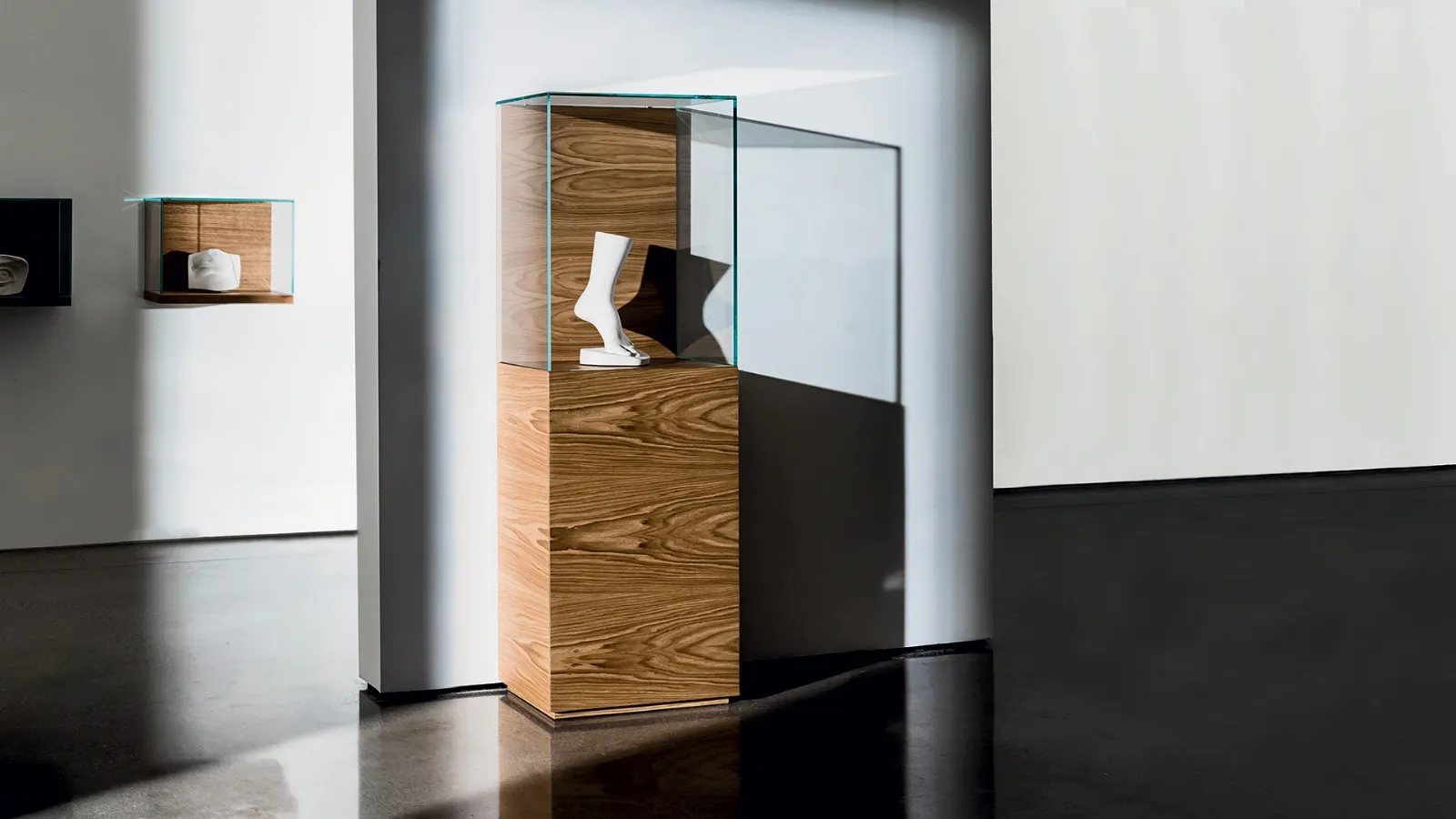 Nest Teca Container in natural oak finish and Sovet glass