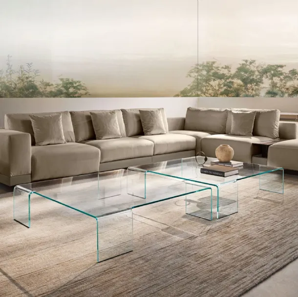 Neutra coffee table in extralight curved glass by Fiam