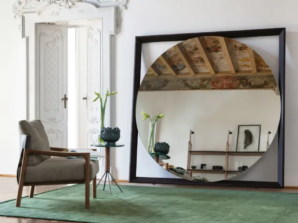 Odino mirror with ash wood frame by Porada
